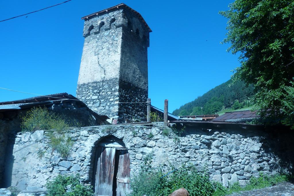 Guest House Chuta In Lagami Mestia Exterior photo